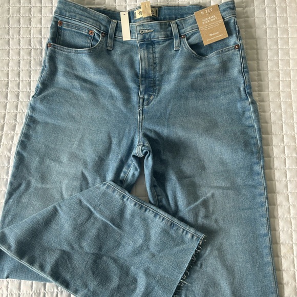 Madewell midrise kick out Jean size 31T - Picture 1 of 3